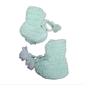 Handmade knit seafoam mint green baby booties, newborn or 0-3m